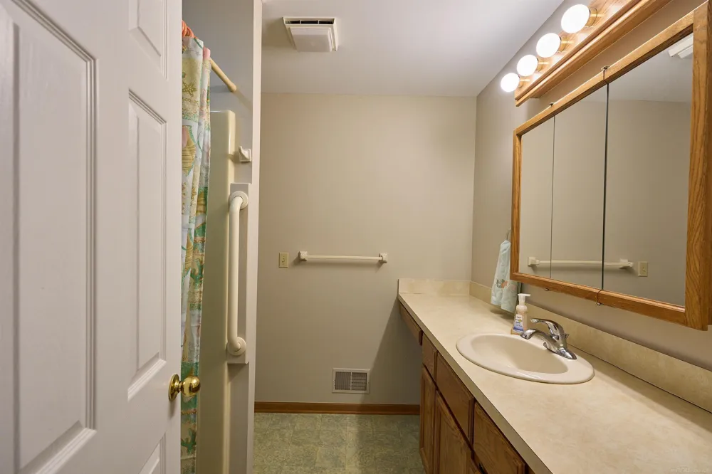 1084 Linda Drive Davison Township, MI 48243