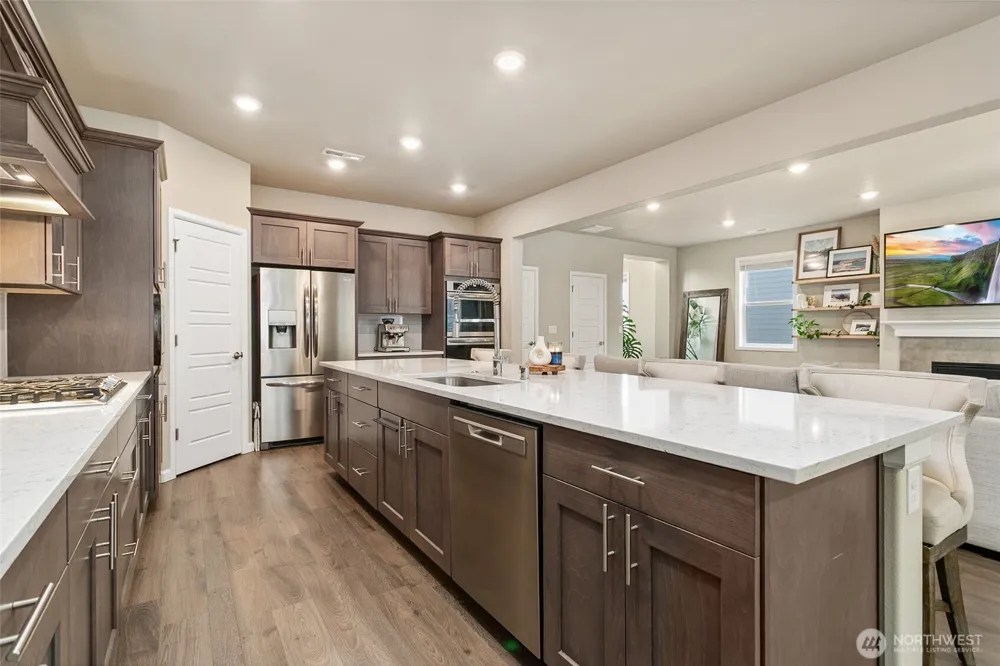 20438 SE 256th Street Covington, WA 98042