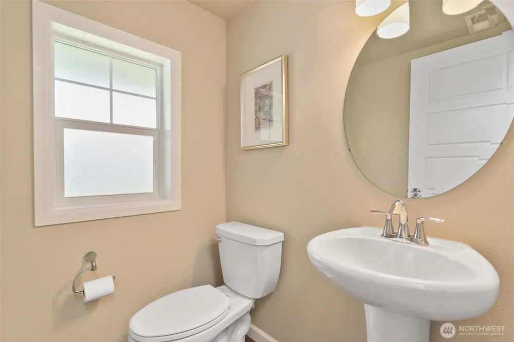 20438 SE 256th Street Covington, WA 98042