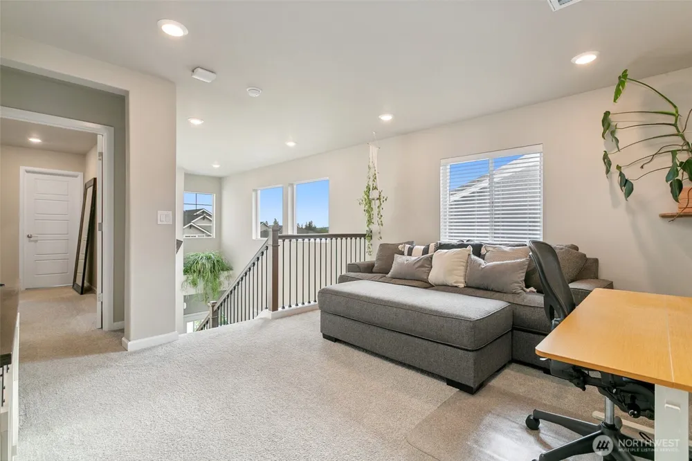 20438 SE 256th Street Covington, WA 98042