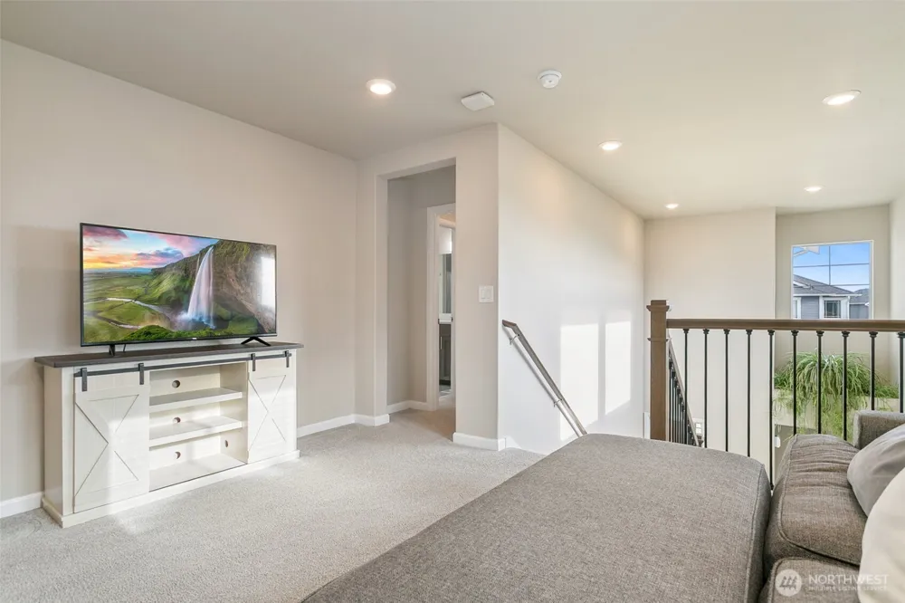 20438 SE 256th Street Covington, WA 98042