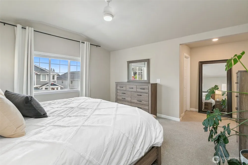 20438 SE 256th Street Covington, WA 98042