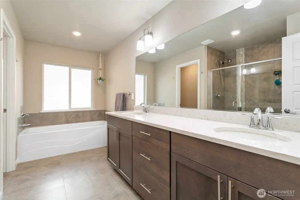 20438 SE 256th Street Covington, WA 98042