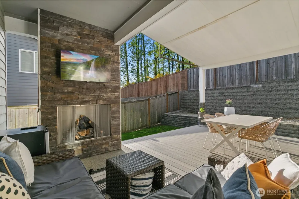20438 SE 256th Street Covington, WA 98042