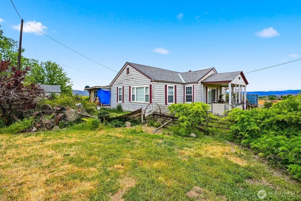 1580 Cottonwood Road Yakima, WA 98908
