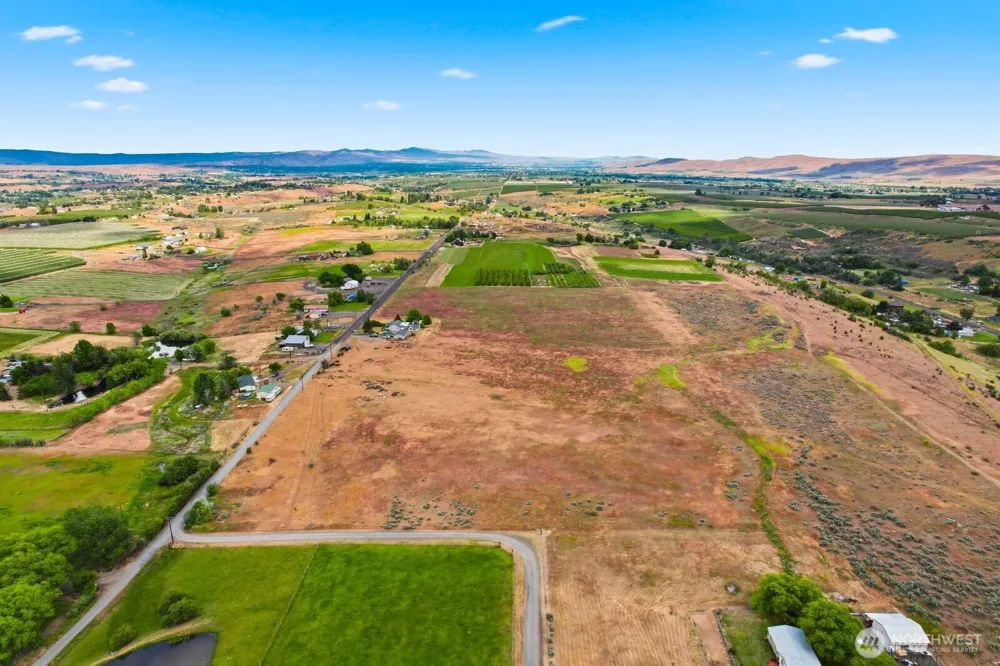 1580 Cottonwood Road Yakima, WA 98908