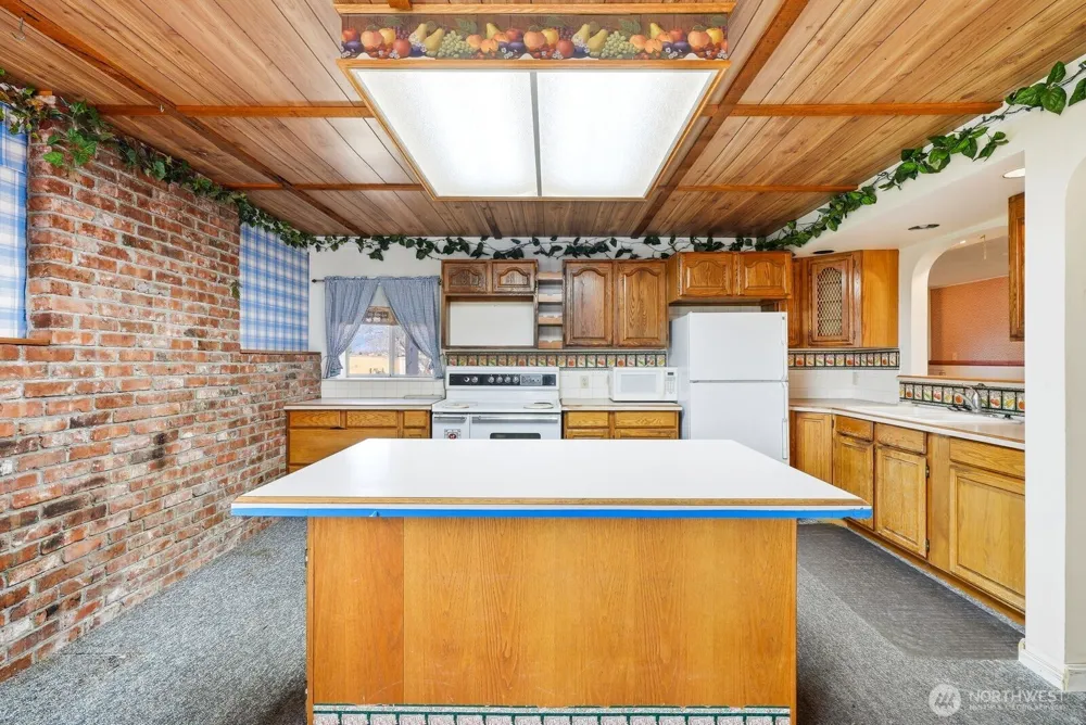 1580 Cottonwood Road Yakima, WA 98908