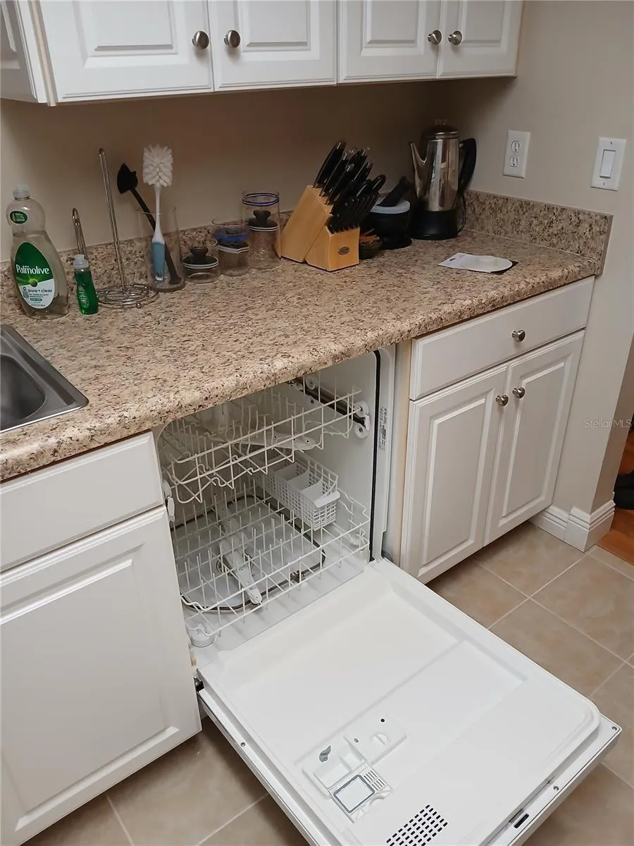 5064 LIVE OAK CIR #5064 Bradenton, FL 34207