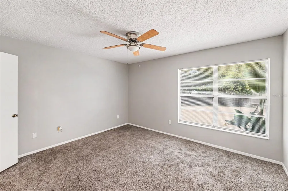 8739 OSAGE DRIVE Tampa, FL 33634
