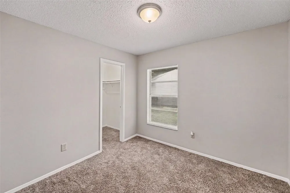 8739 OSAGE DRIVE Tampa, FL 33634