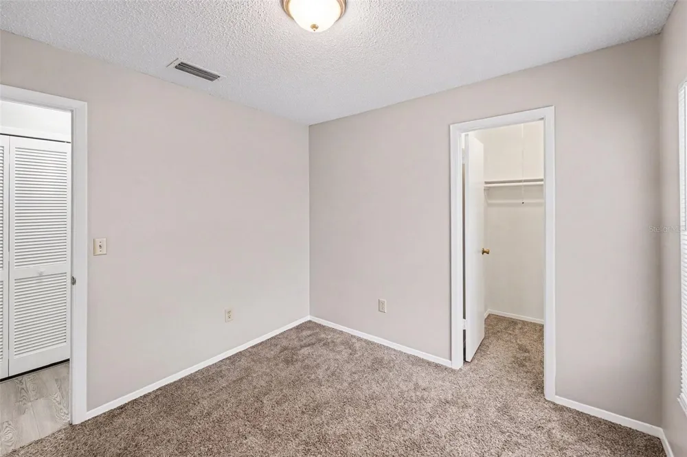 8739 OSAGE DRIVE Tampa, FL 33634