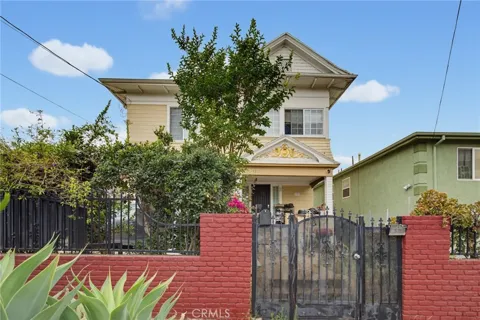 1107 S Mariposa Avenue