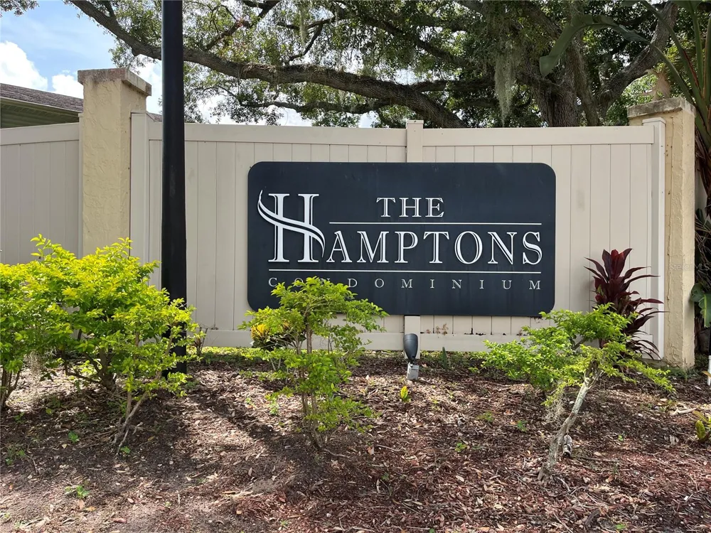 211 THORN TREE PLACE Brandon, FL 33510