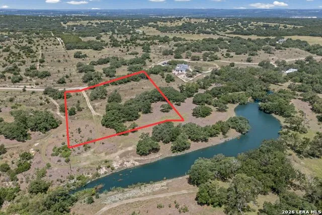 1364 WALNUT SPRINGS RD Johnson City, TX 78636