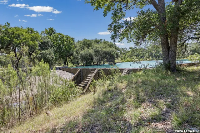 1364 WALNUT SPRINGS RD Johnson City, TX 78636