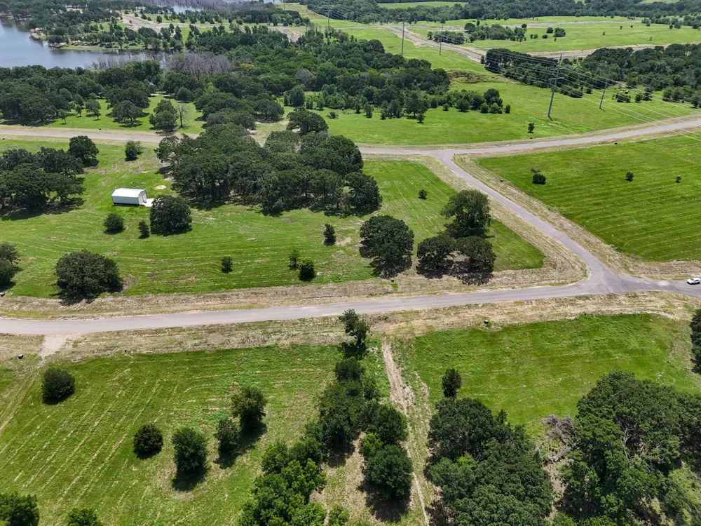 280 Shoreline Drive Dodd City, TX 75438