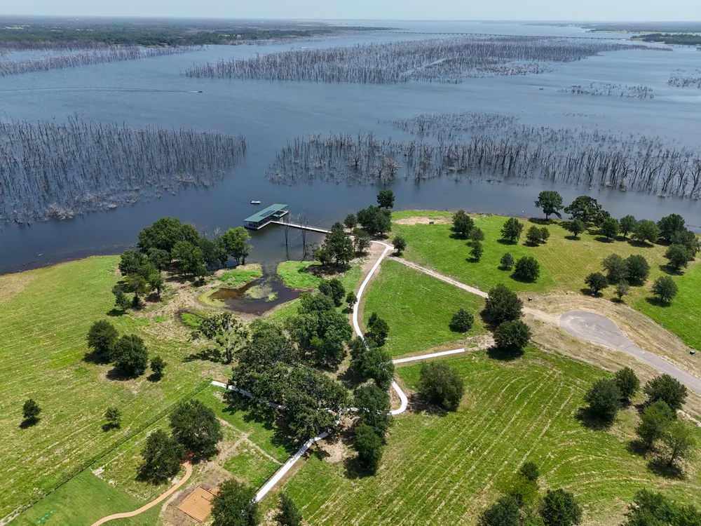 280 Shoreline Drive Dodd City, TX 75438