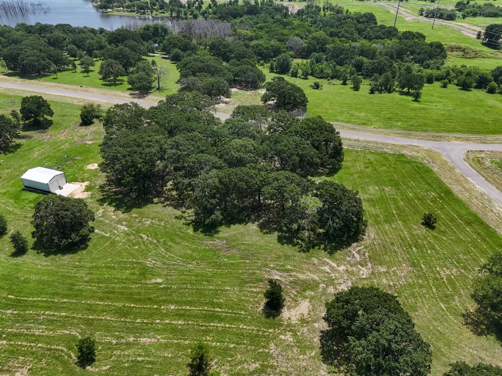 280 Shoreline Drive Dodd City, TX 75438