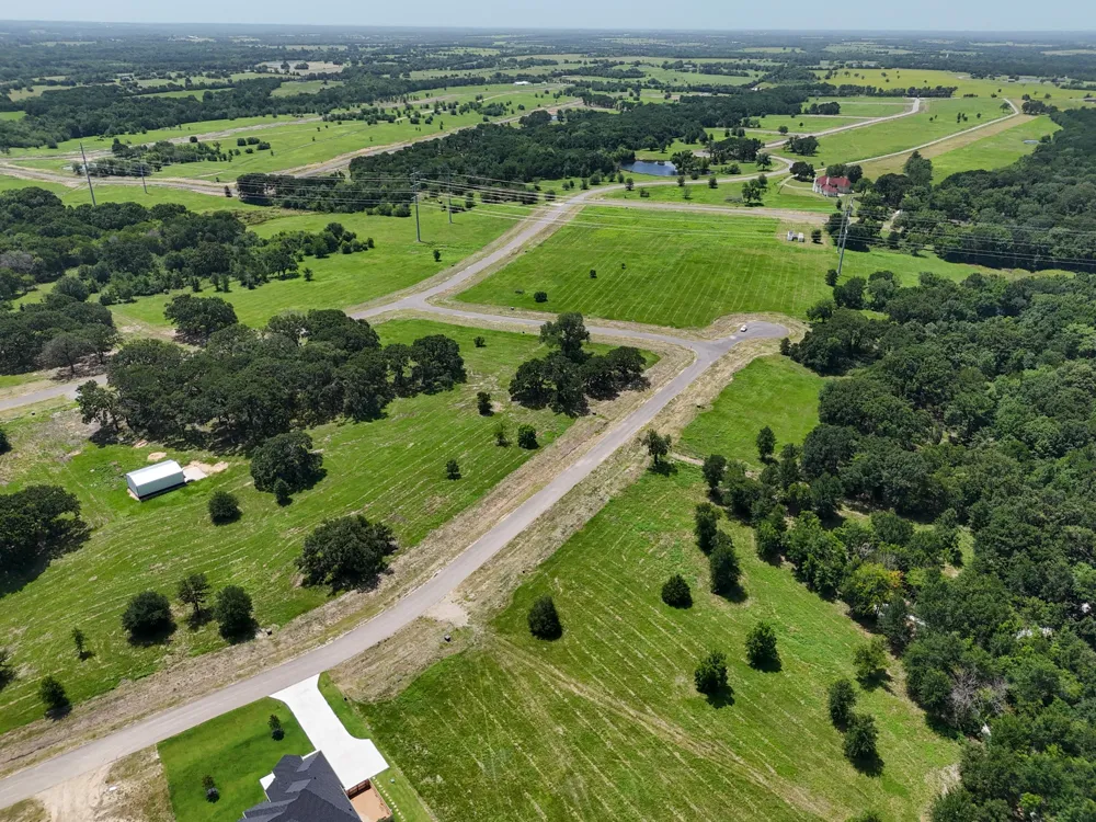 280 Shoreline Drive Dodd City, TX 75438