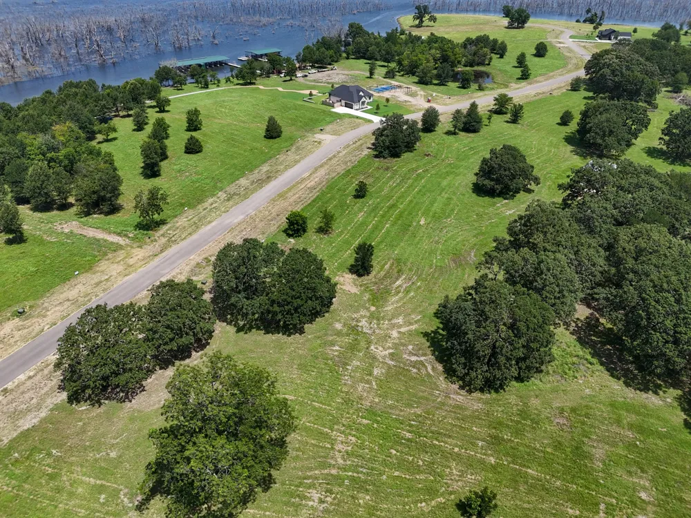280 Shoreline Drive Dodd City, TX 75438