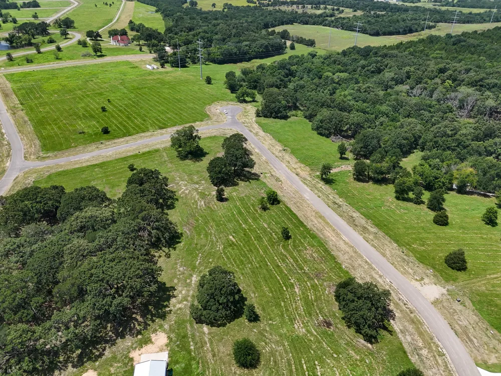 280 Shoreline Drive Dodd City, TX 75438