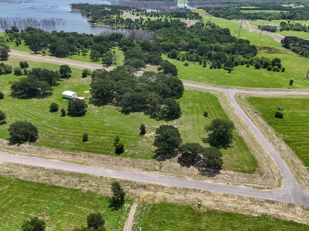 280 Shoreline Drive Dodd City, TX 75438
