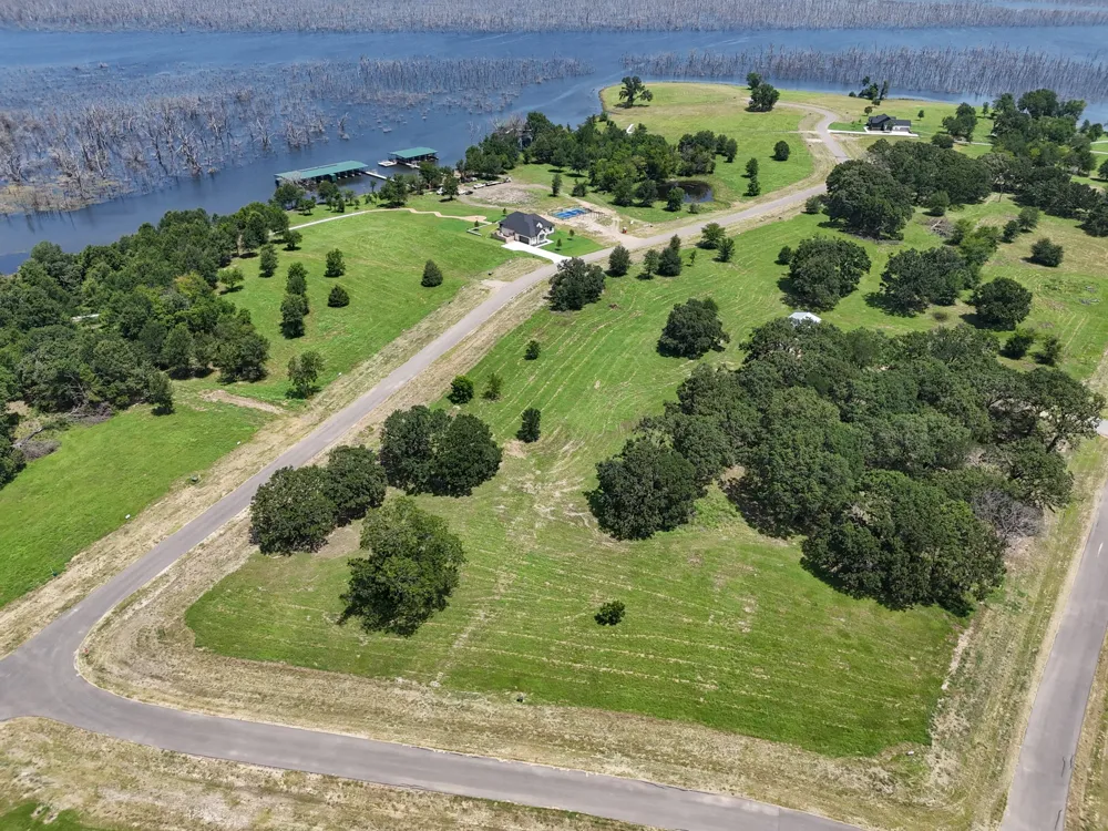 280 Shoreline Drive Dodd City, TX 75438