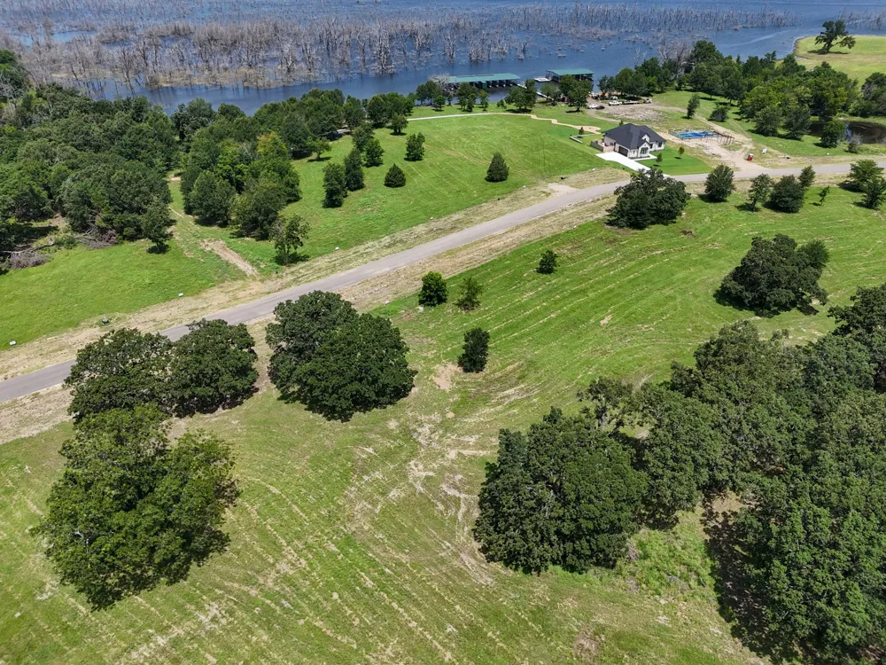 280 Shoreline Drive Dodd City, TX 75438