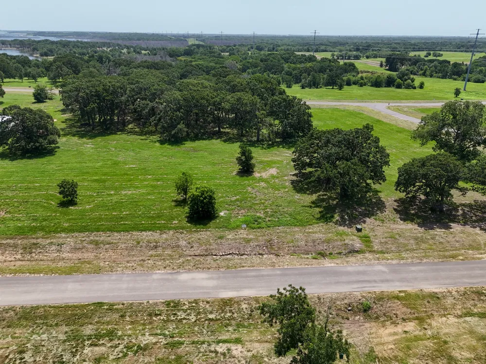 280 Shoreline Drive Dodd City, TX 75438