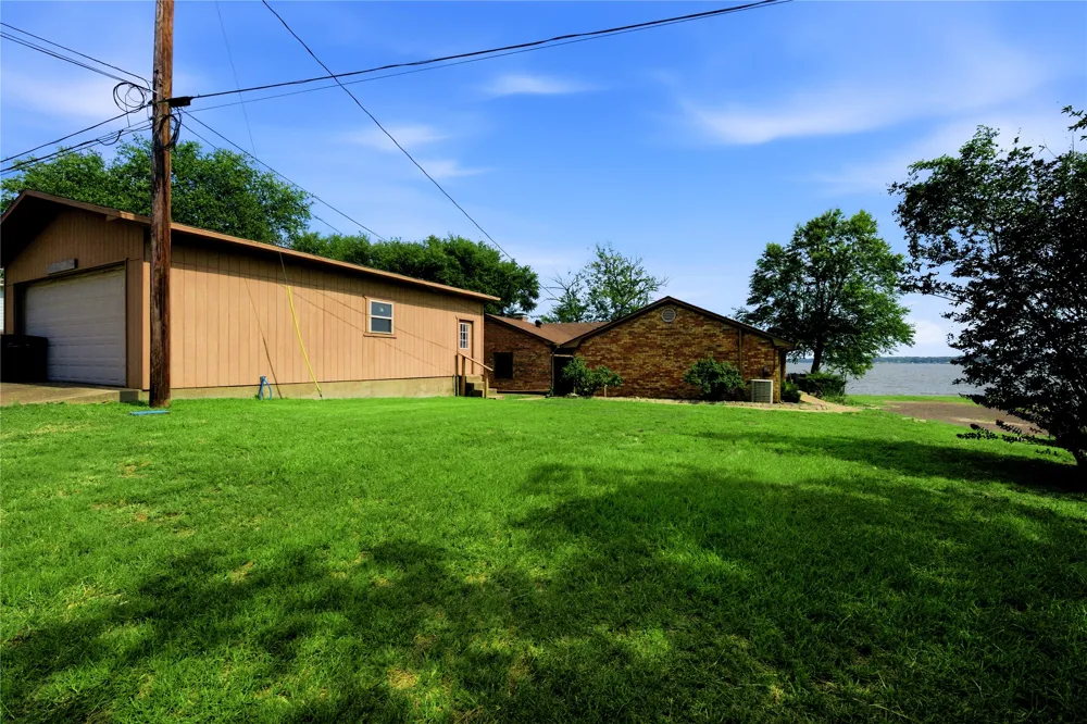 21282 Southwind Drive Chandler, TX 75758
