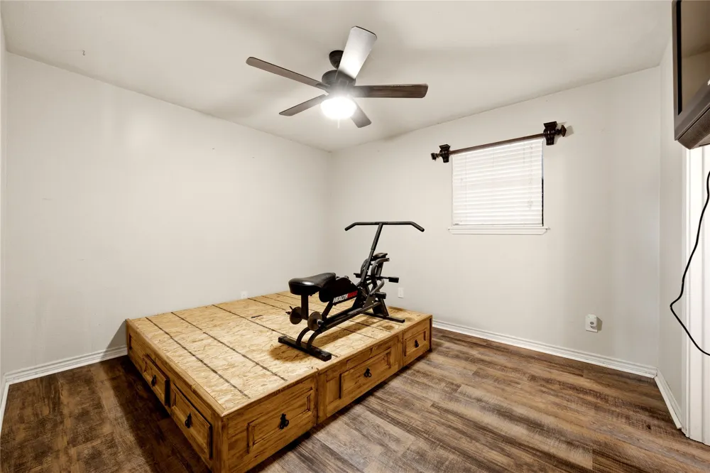 21282 Southwind Drive Chandler, TX 75758
