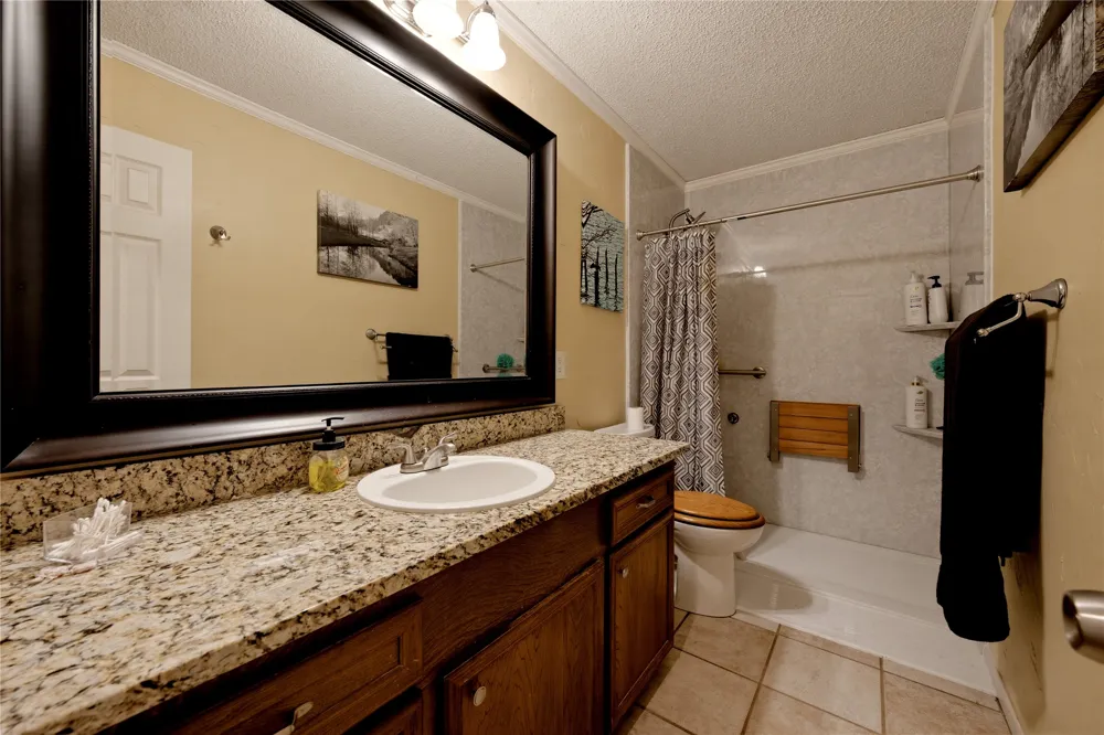 21282 Southwind Drive Chandler, TX 75758