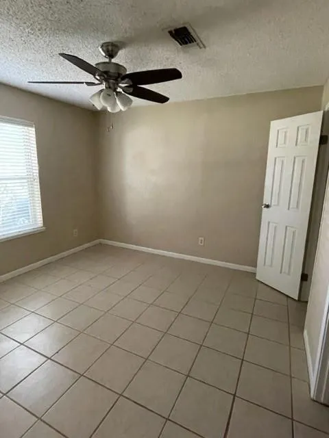 12225 11th Street Santa Fe, TX 77510