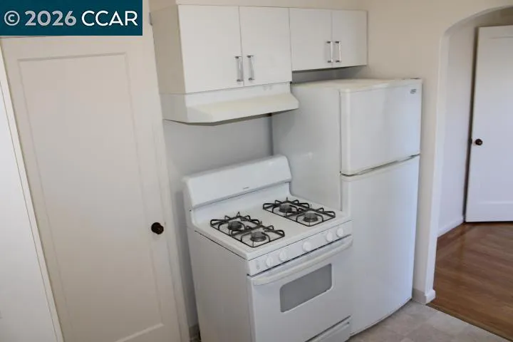 1209 Marin Ave. Albany, CA 94706