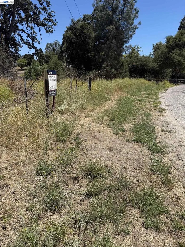 Chispa Rd Atascadero, CA 93422