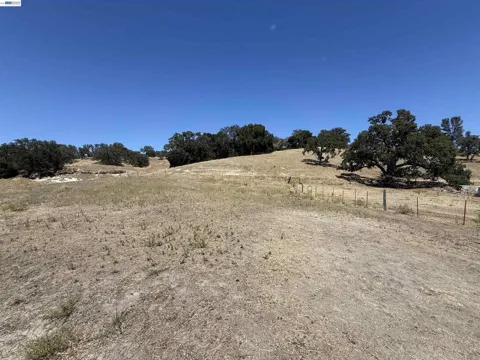 Chispa Rd