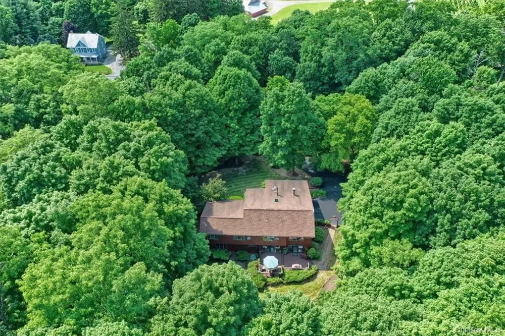 1 Tenny Lane Cornwall, NY 12518