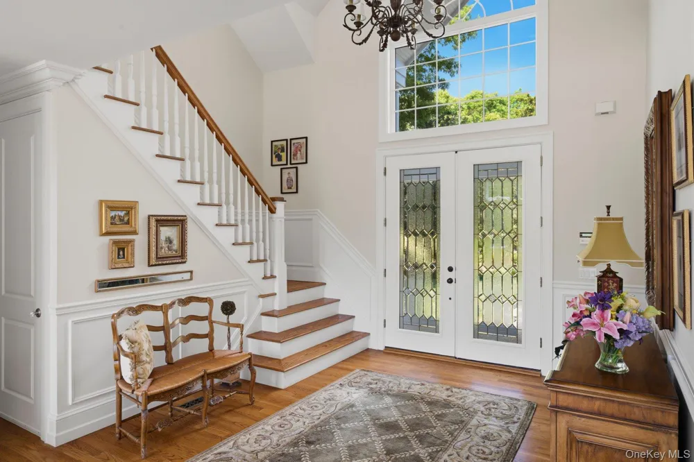 19 Cedarfield Lane Westhampton, NY 11977