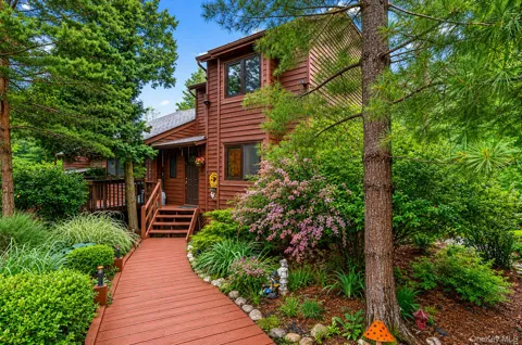 53 Meadowlark Lane