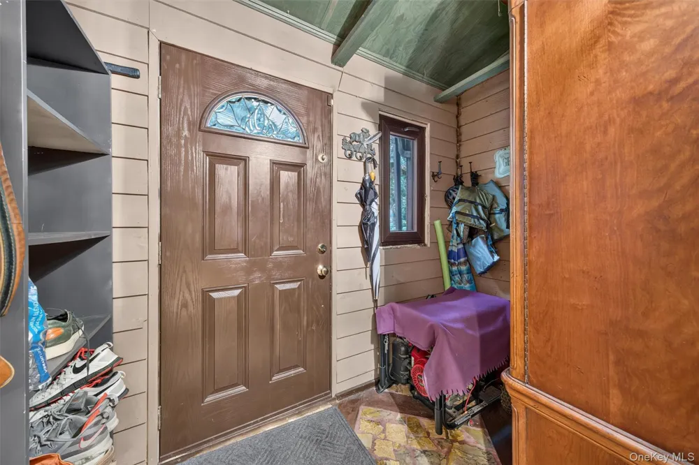 53 Meadowlark Lane Woodridge, NY 12789