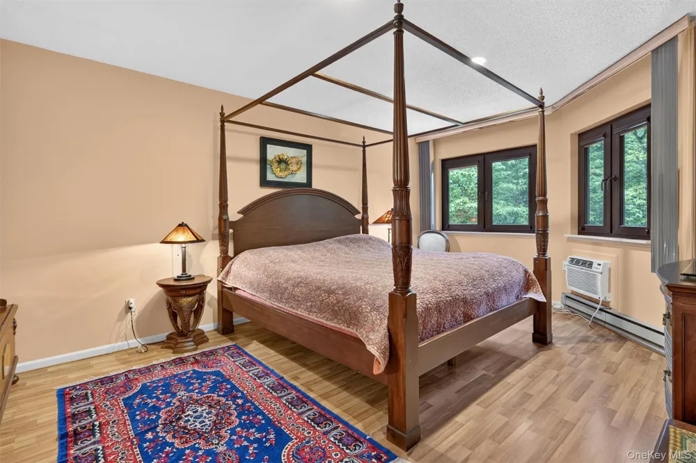 53 Meadowlark Lane Woodridge, NY 12789