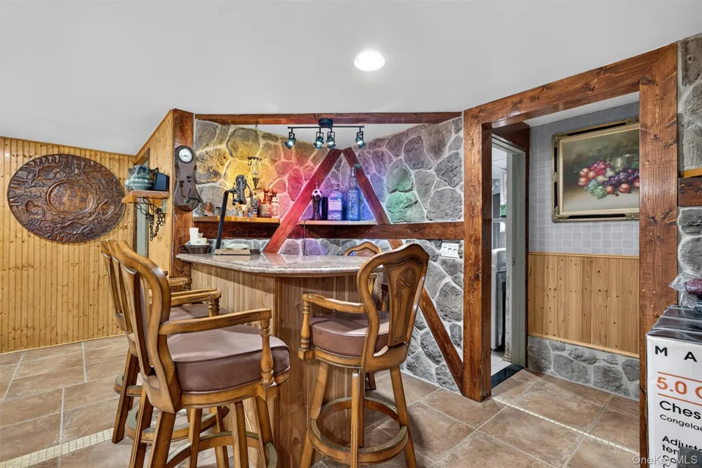 53 Meadowlark Lane Woodridge, NY 12789
