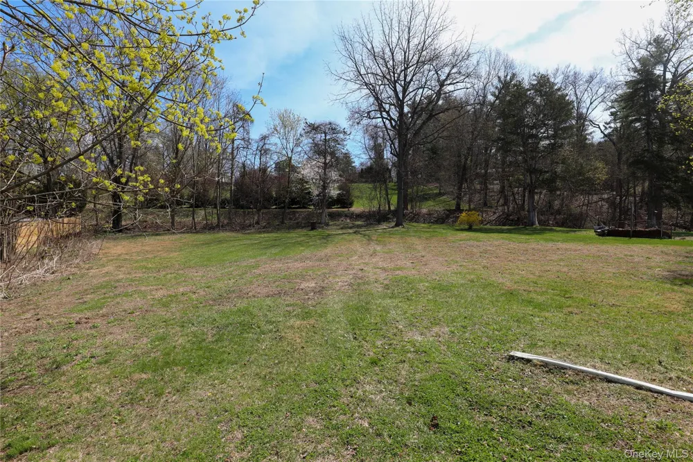 111 Zandhoek Road Hurley, NY 12443