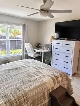 2123 NE 6th Ave Cape Coral, FL 33909