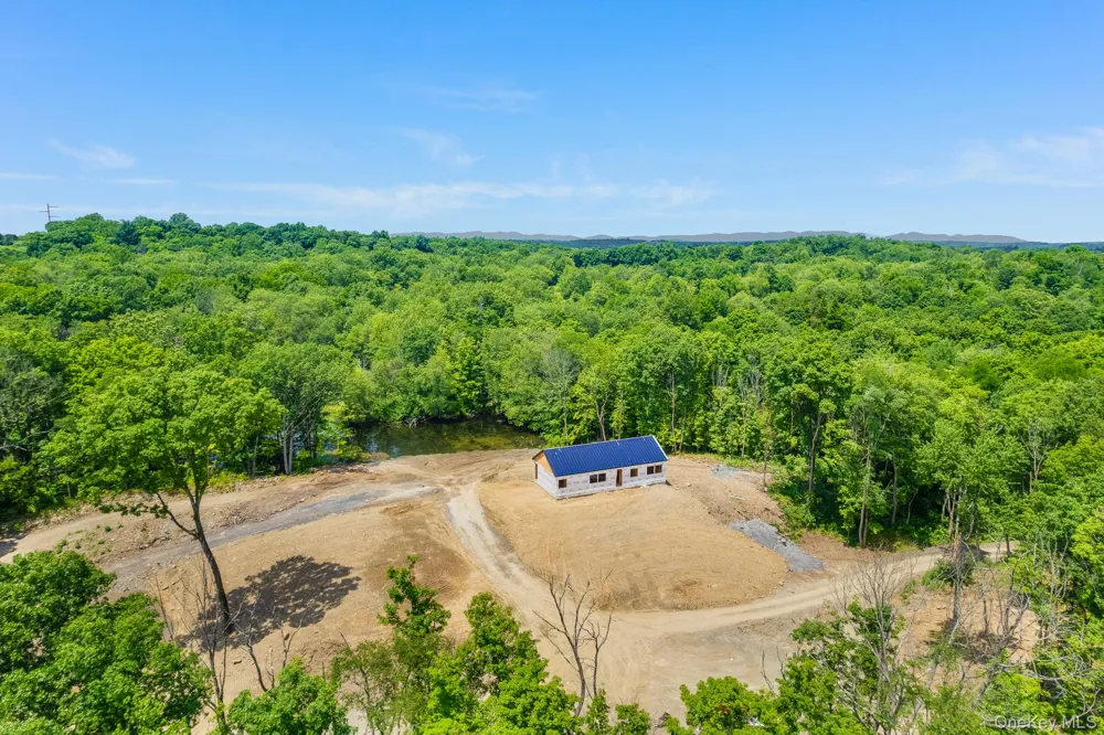 625 Traver Road Pleasant Valley, NY 12569