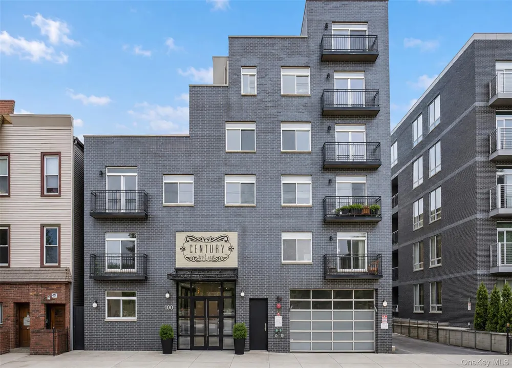 100 Engert Avenue #5C Brooklyn, NY 11222