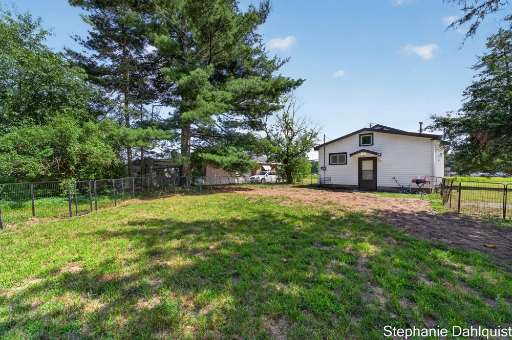 4622 E Apple Avenue Egelston Township, MI 49442