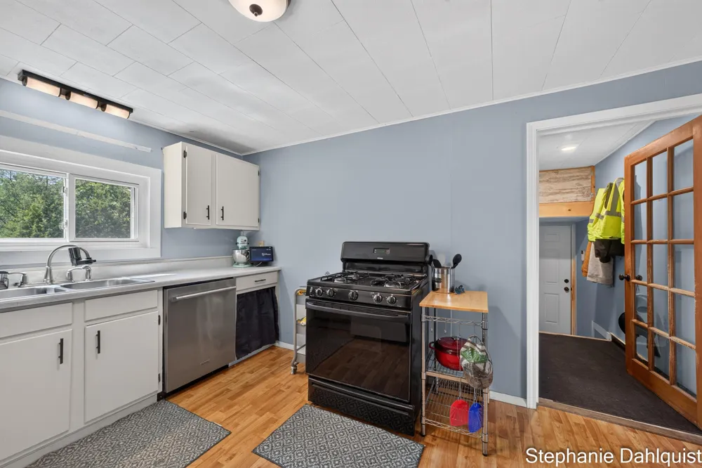 4622 E Apple Avenue Egelston Township, MI 49442