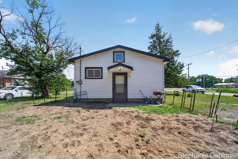 4622 E Apple Avenue Egelston Township, MI 49442