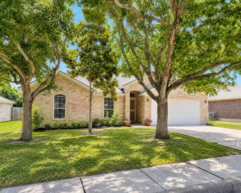 1604 Prickly Pear Street
